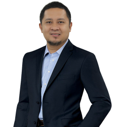 Portrait of Daniel Linatok,