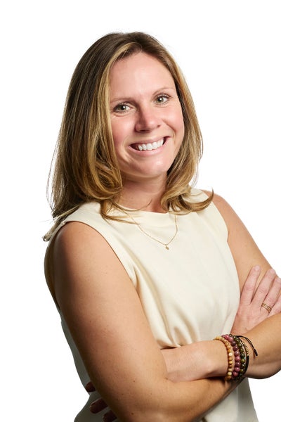 Nichole Merrill, Agent