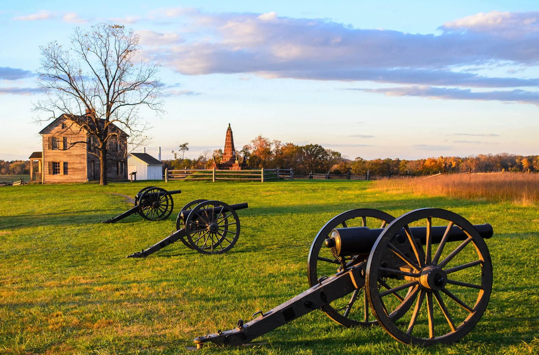 Manassas greenfield with historic cannons