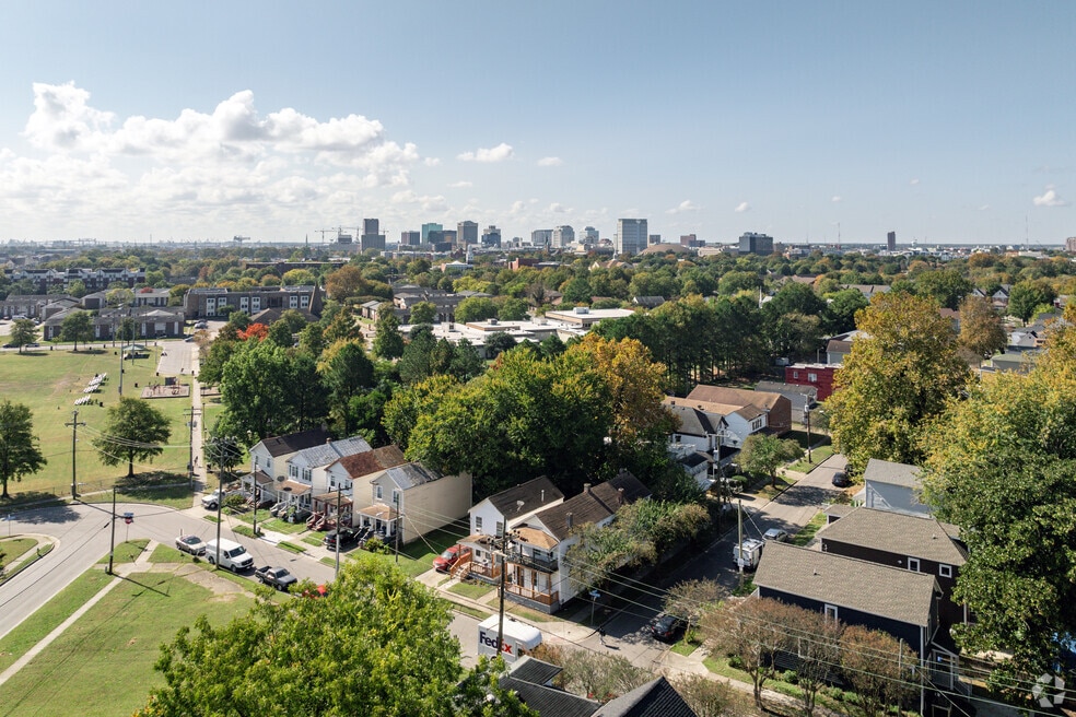 About Brambleton | Schools, Demographics, Things to Do - Homes.com