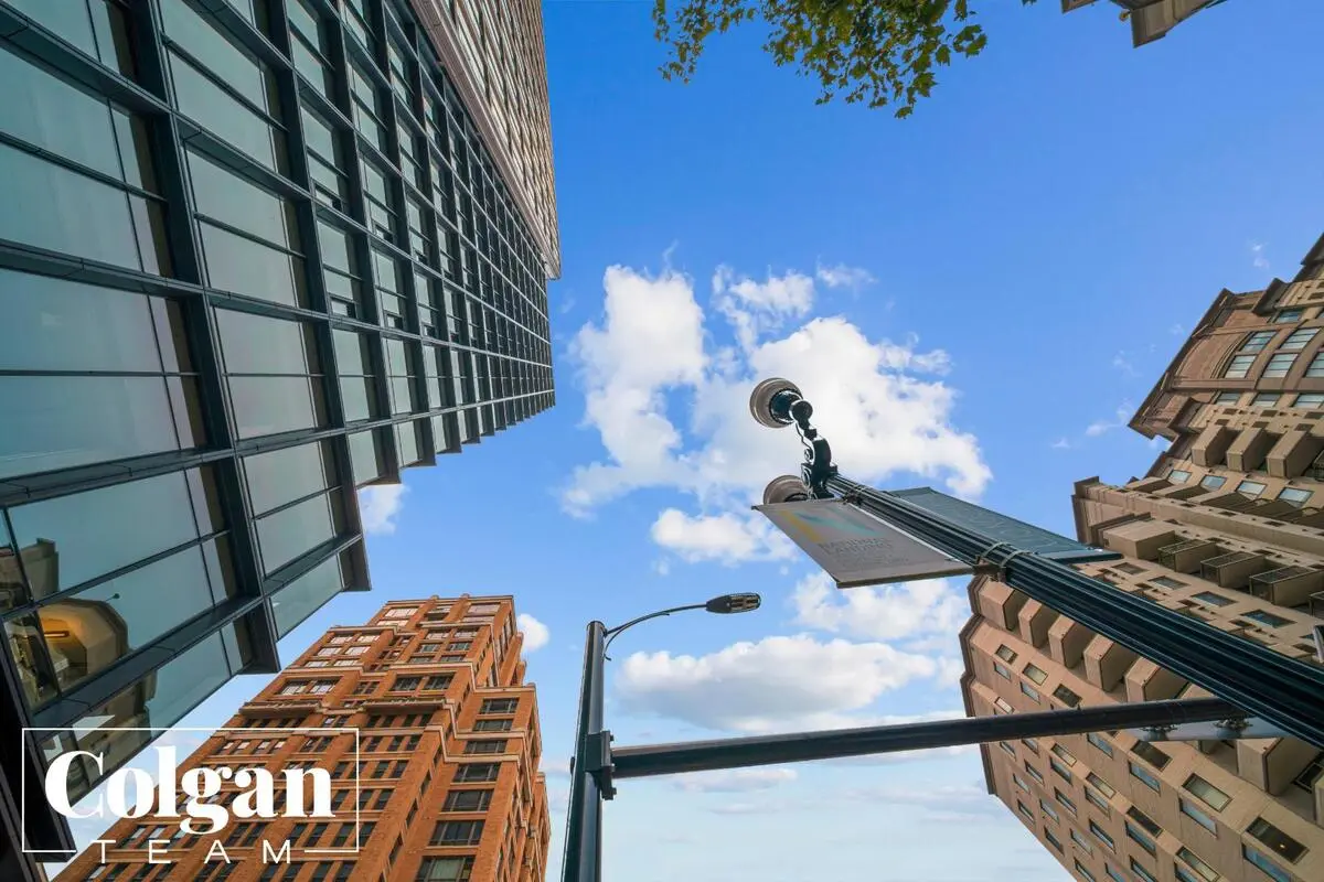 Pentagon Cit Sky in Arlington, VA